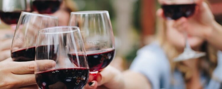 Hoeveel calorieën bevat een glas wijn?